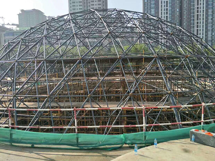 彭州球形网架钢结构施工